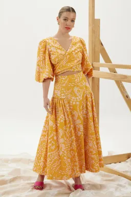Mon Renn Monarch Dress Yellow Floral Size 8 for rent on The Volte - image 1