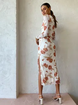 Hansen & Gretel Athena Dress Ivory Floral Size L / Au 12 for rent on The Volte - image 3
