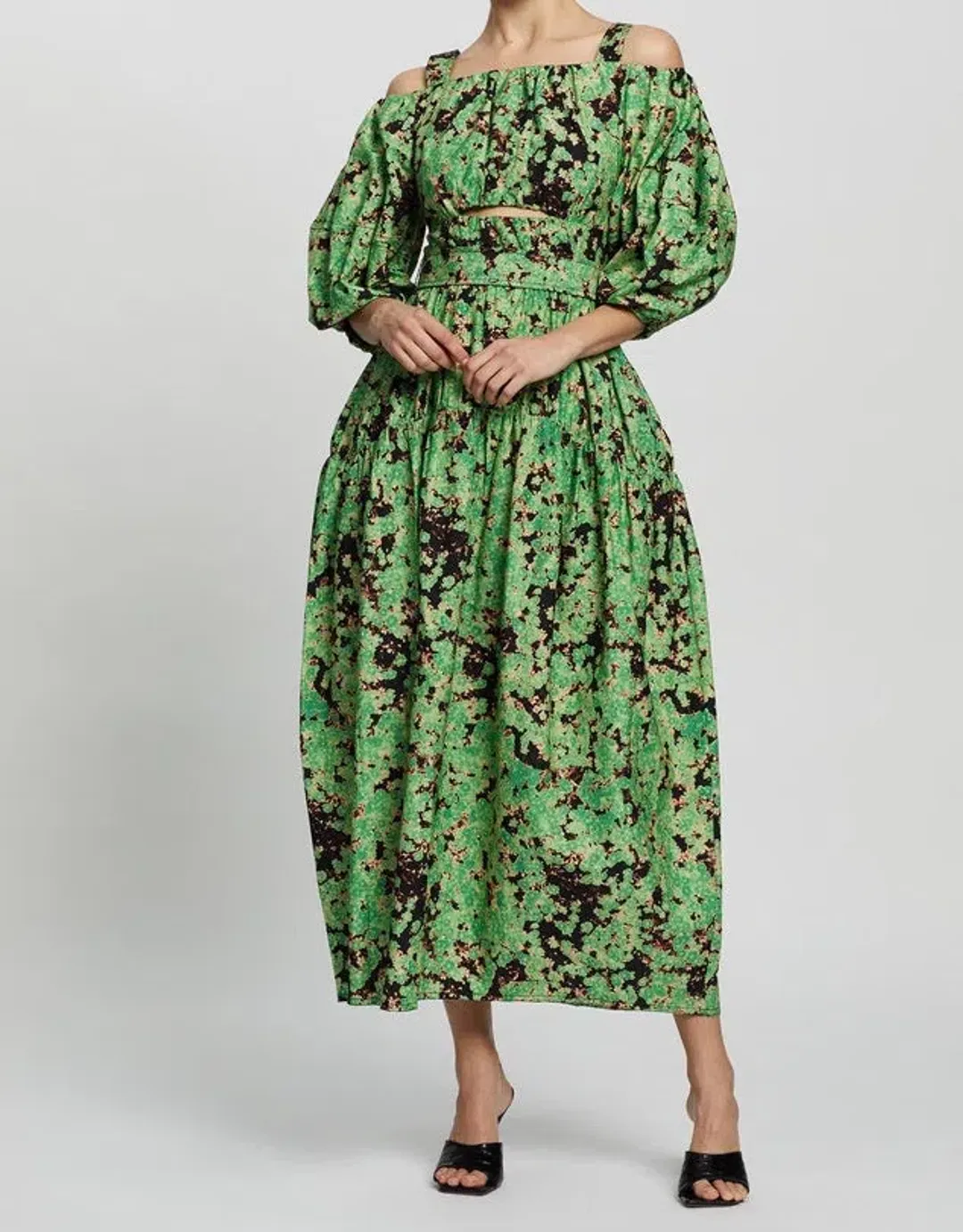 Camilla and Marc Oceo Midi Dress Green Size 8 for rent on The Volte - main image