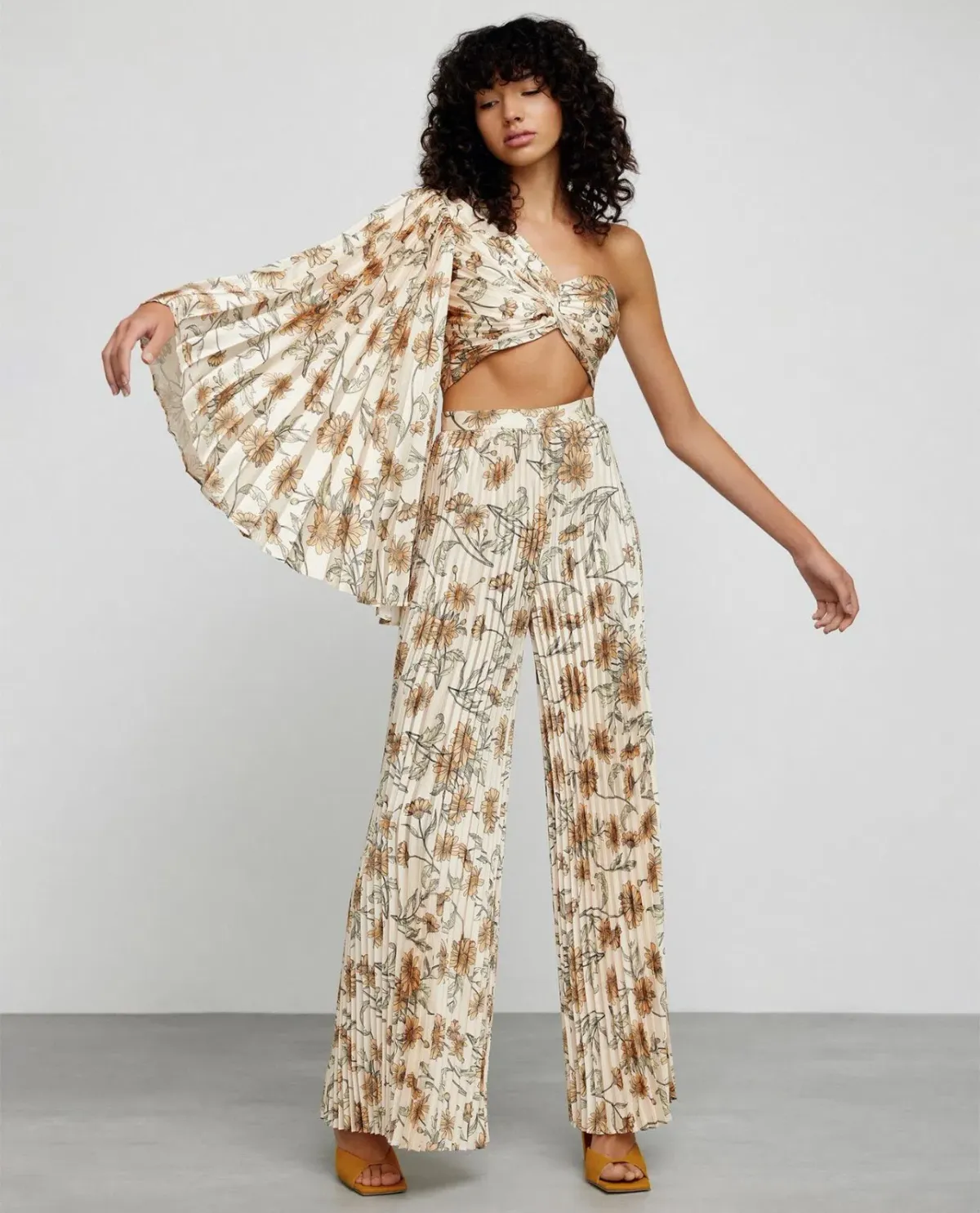 Significant Other Simone Set Amber Daisy Size 10 - Image 1