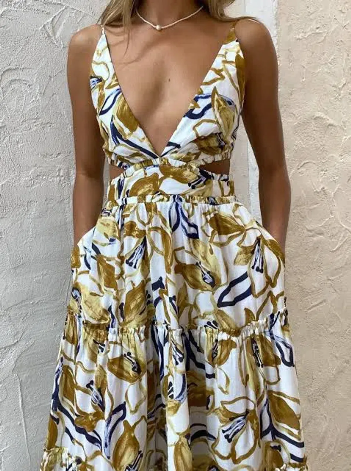 Bec & Bridge Eugenie Maxi Dress in Print Size 8 / S - Image 4