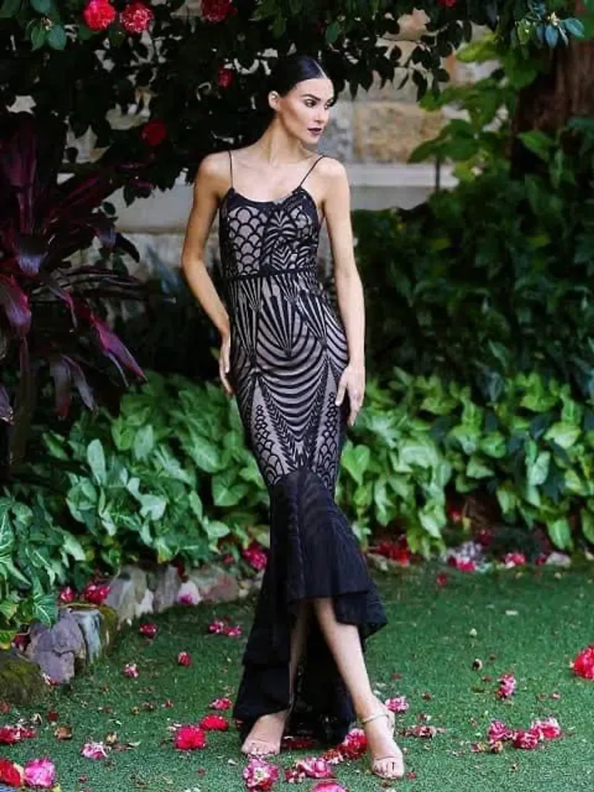 Elle Zeitoune Zarla Fishtail Gown Black Size 6 - Image 2