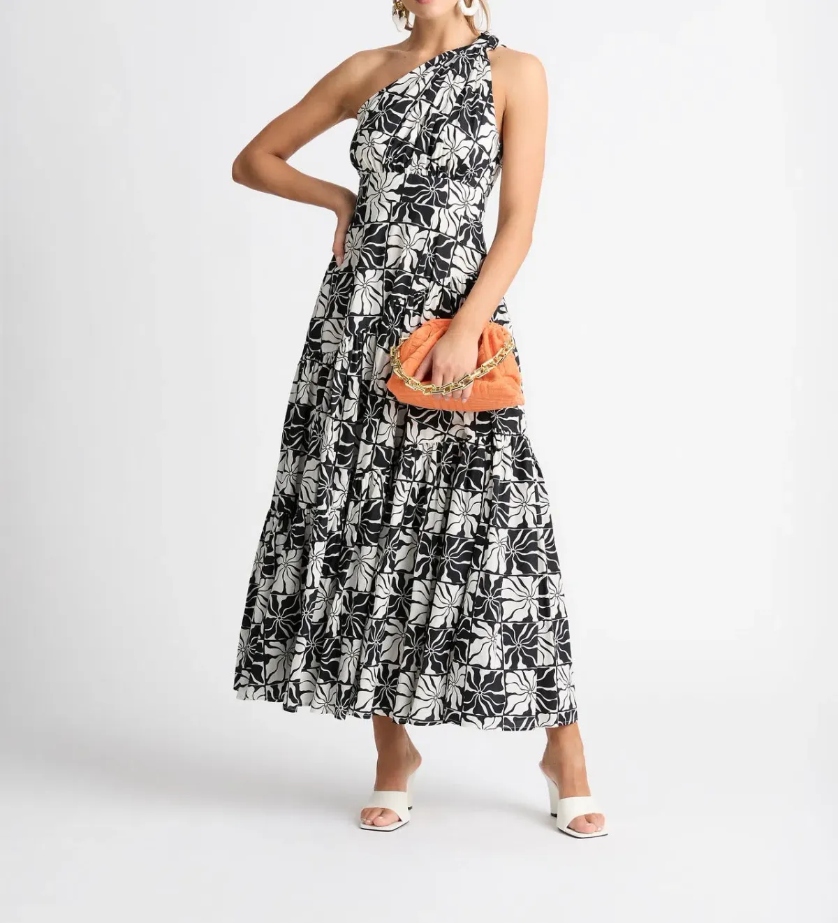 Sheike Magnolia Maxi Dress Black/White Size 10 / M for rent on The Volte - main image