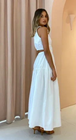 Camilla And Marc Milano Midi Dress White Size AU 6 for rent on The Volte - image 2