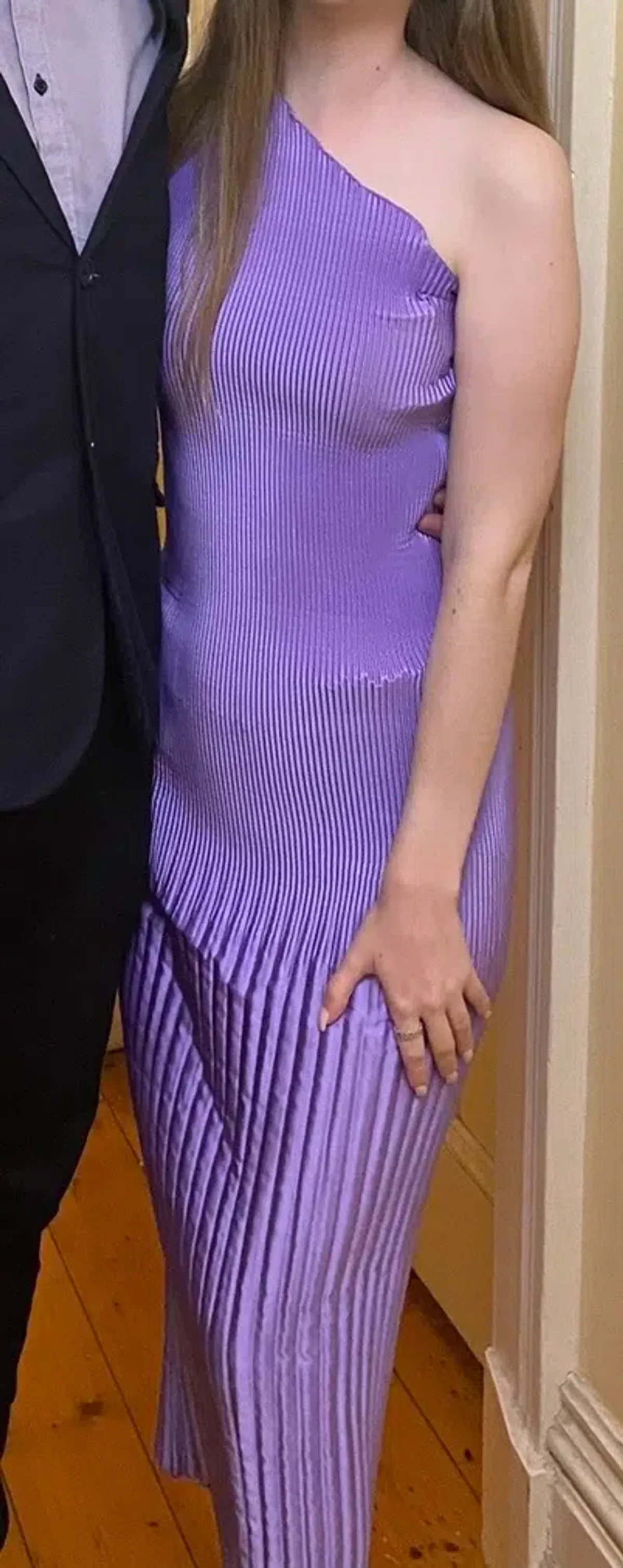 L'Idee Soiree One Shoulder Gown Purple Size 6 - Image 4