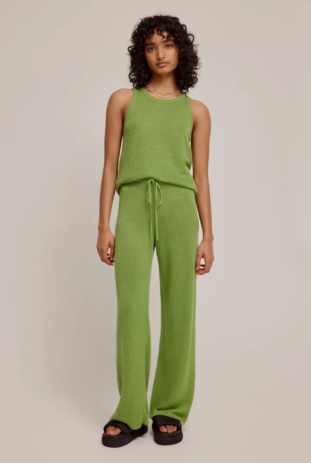 Venroy Linen Knitted Set Green Size 8 for rent on The Volte - main image