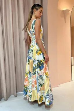 By Nicola Wavy Maxi Dress in Lemon Patchwork Print Size 10 for rent on The Volte - image 2