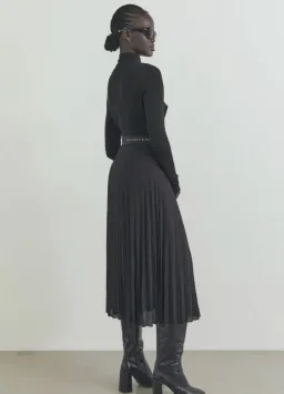 Victoria and Woods Tuscany Skirt Black Size 6 for rent on The Volte - image 3