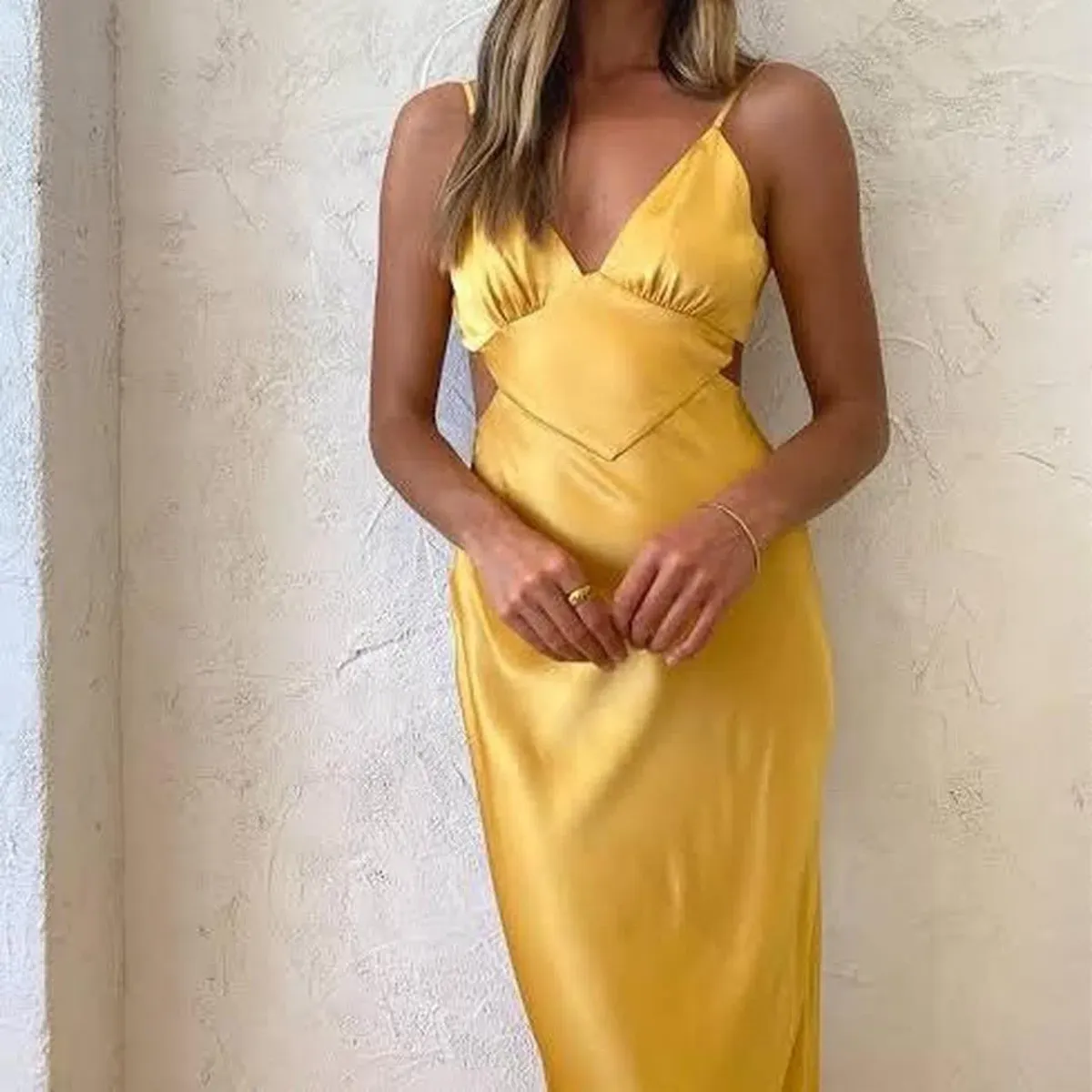 Shona Joy Alma Backless Midi Dress in Yellow Size 6 - Image 2