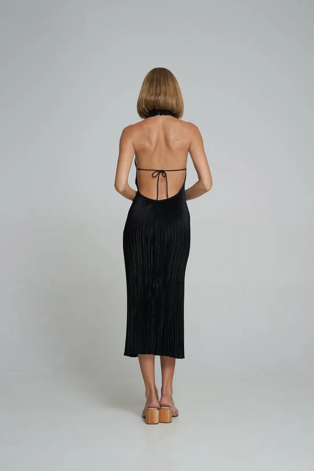 Lidee Klum Gown Black Size 6 for rent on The Volte - main image