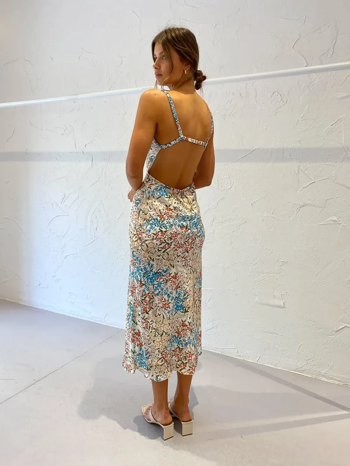Bec & Bridge Wisteria Midi Dress Floral Size 8 - Image 3