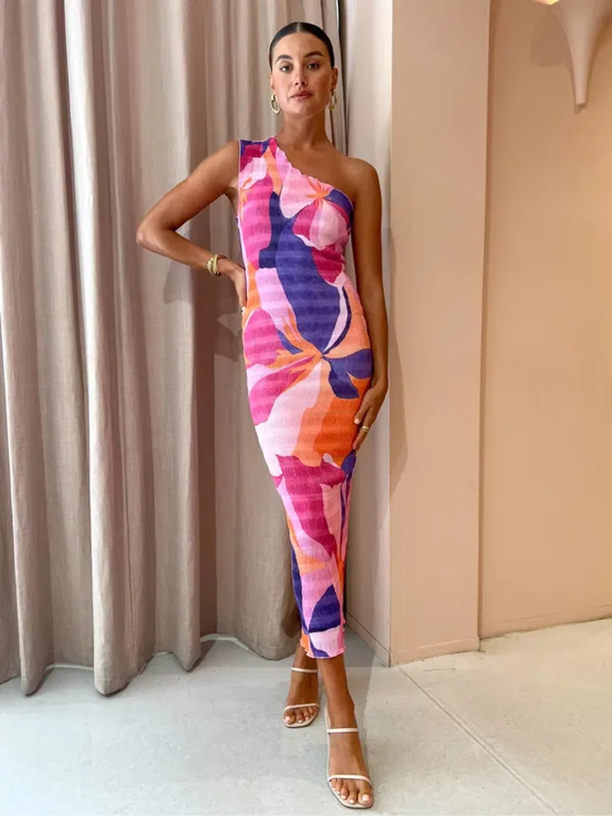 L'Idee Gigi Smocking Gown In Capri Print Pink Size AU 6 - Image 1