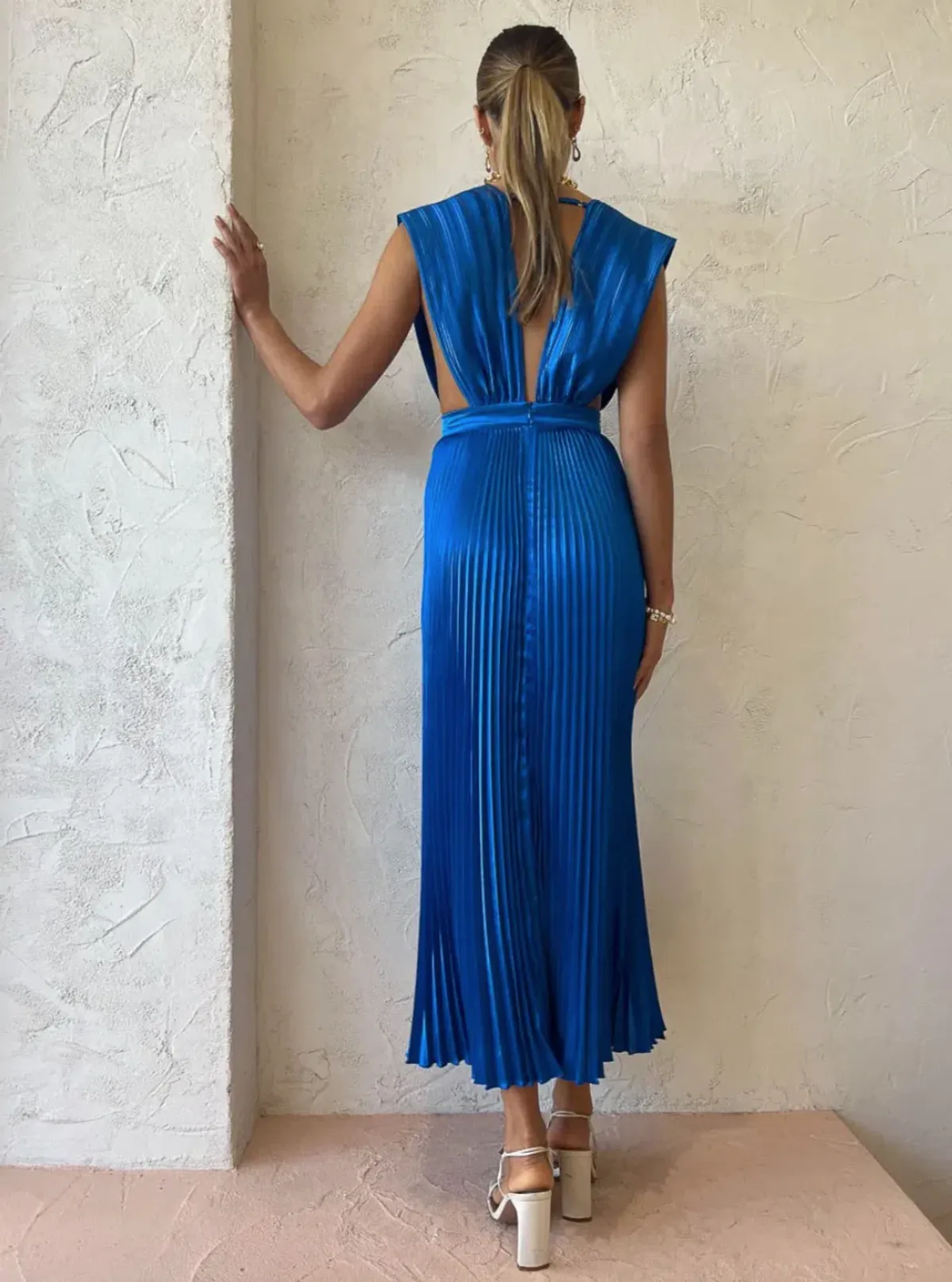 L'idée Gala Gown Moroccan Blue Size AU 14 - Image 2
