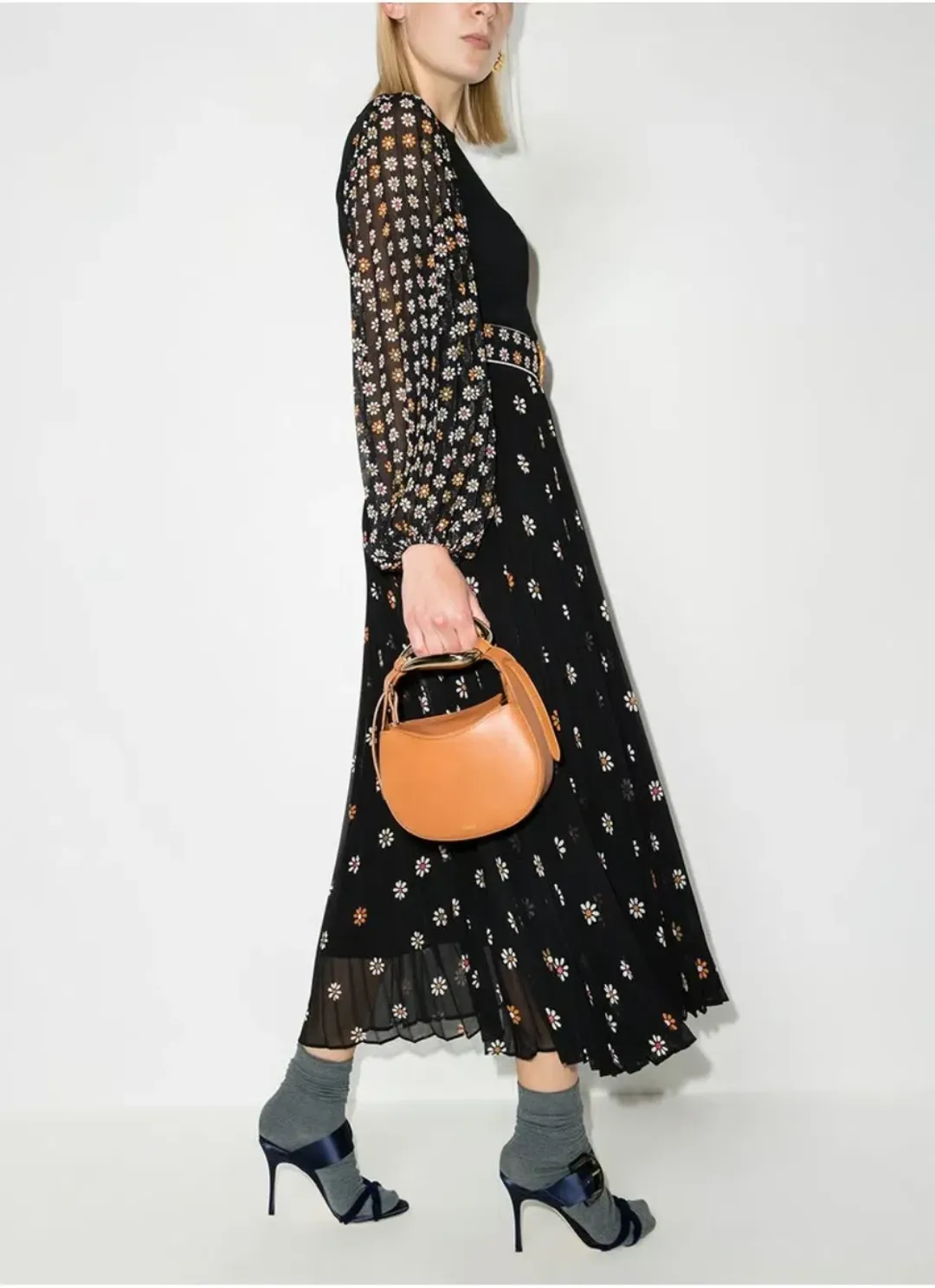 Zimmermann Sunray Long Sleeve Midi Dress Daisy Print Size 1 / Au 10 for rent on The Volte - main image