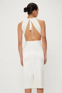 Third Form Long Nights Draw-In Neck Off White Size 8 for rent on The Volte - image 3