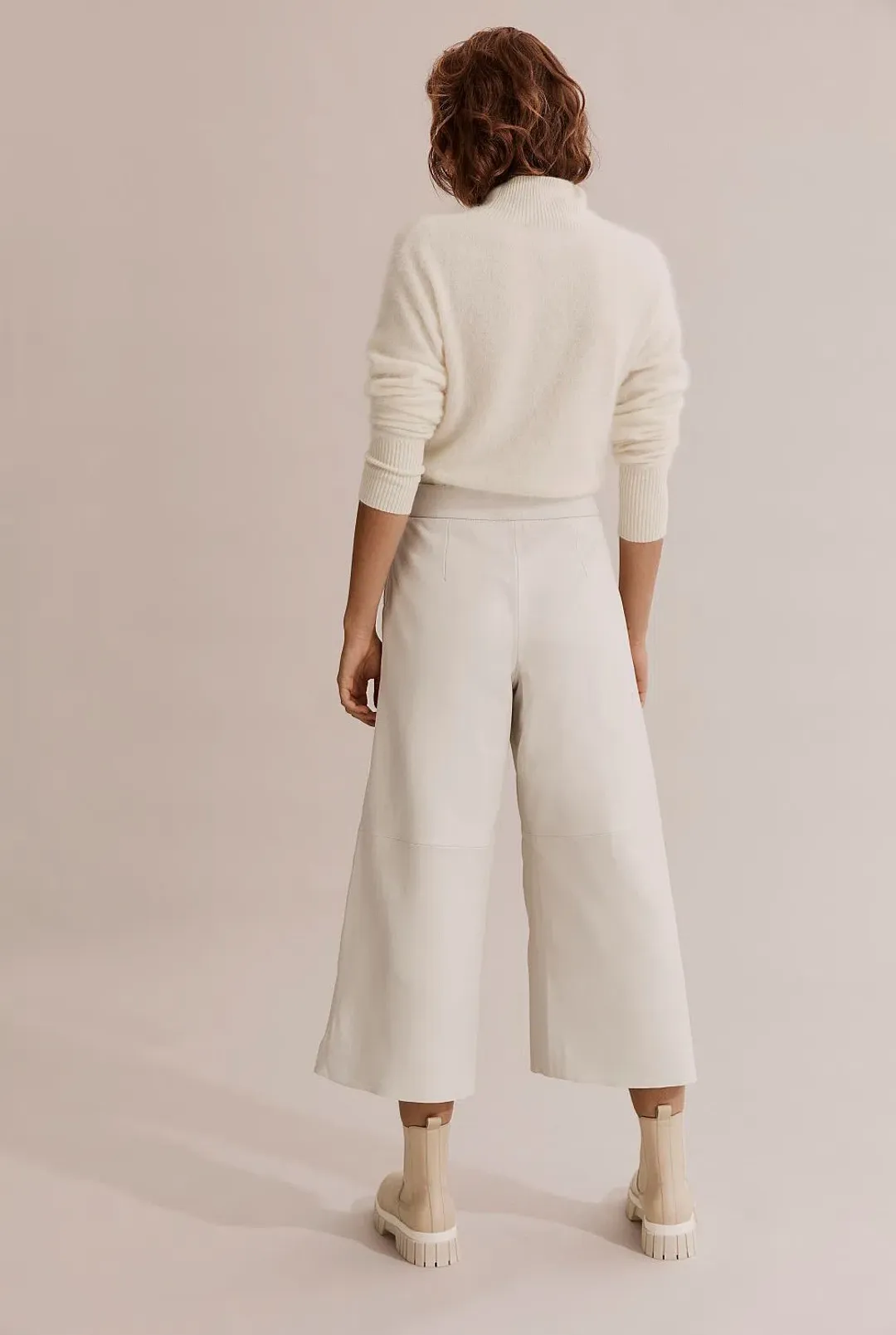 Country Road Luxurious White Leather Culotte Pants Size AU 10 for rent on The Volte - main image