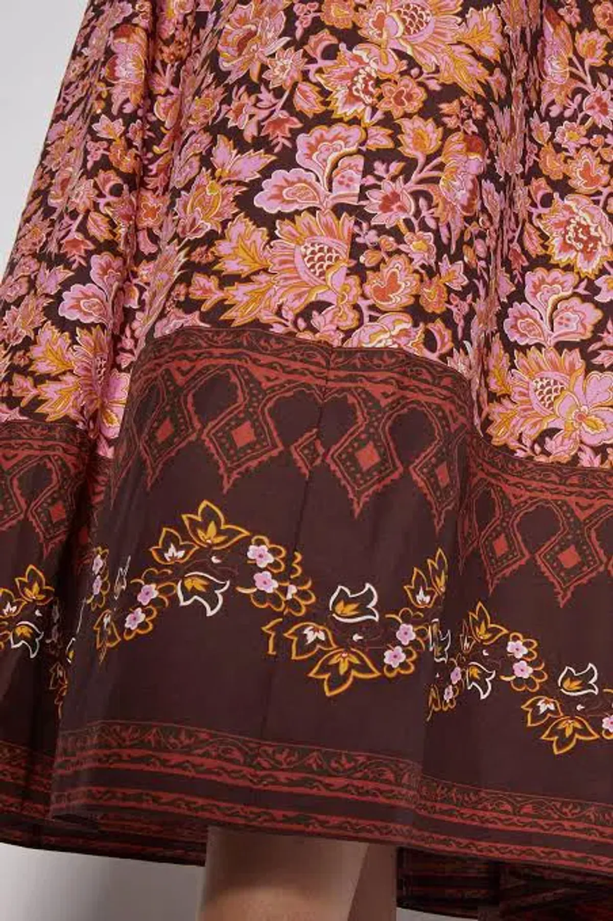 Scanlan Theodore Floral Border Print Set Chocolate Size 6 - Image 3
