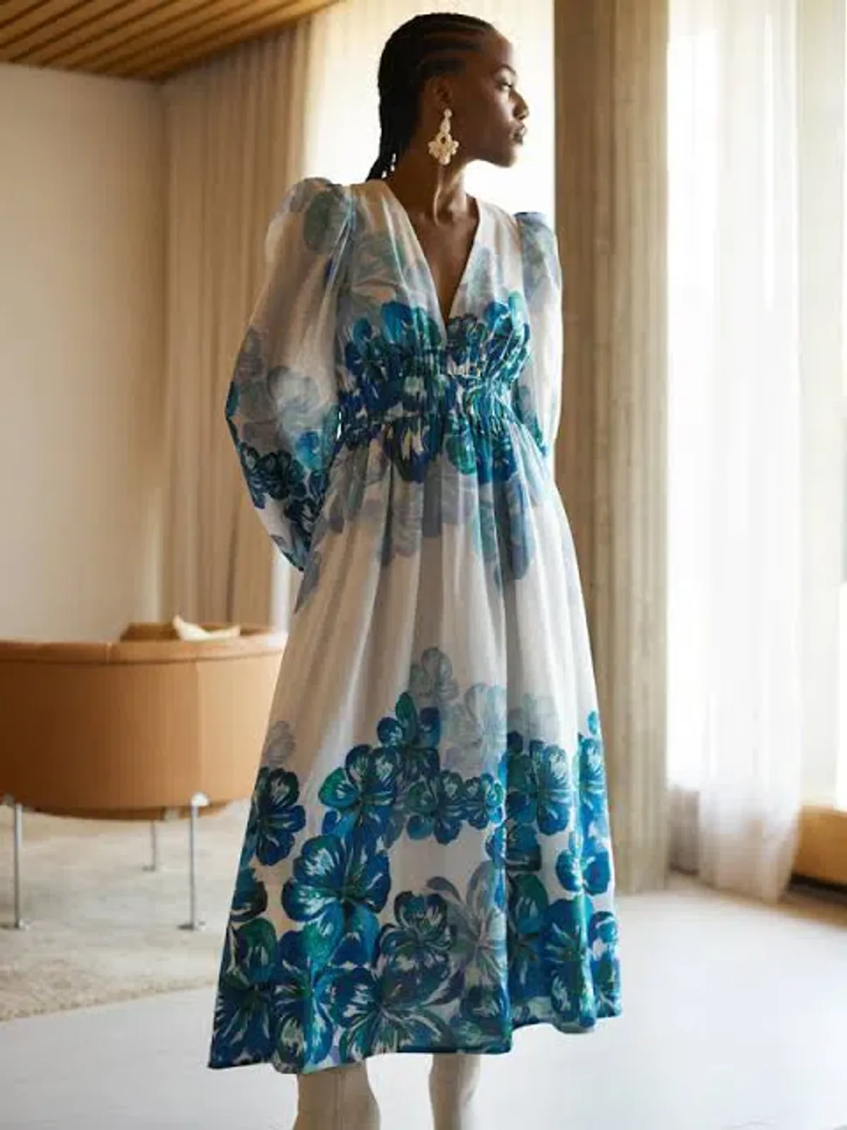 Sheike Winter Florals Dress Blue Size 18 - Image 2