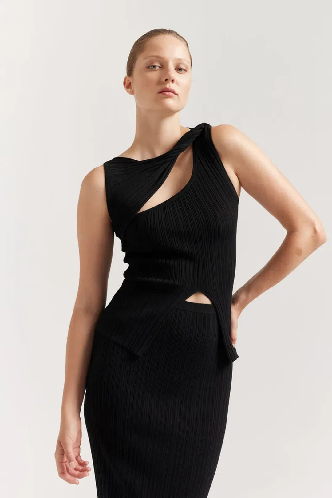 Henne Romee Knit Top and Skirt Set Black Size 8 for rent on The Volte - main image