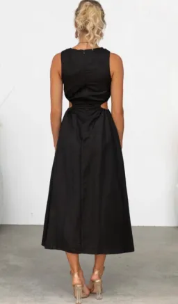 Amaroso Rozita Midi Dress Black Size 6 for rent on The Volte - image 3