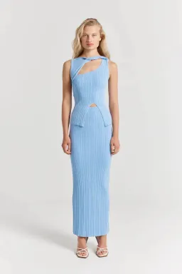 Henne Romee Set in Cloud Nine Blue Size AU 10 for rent on The Volte - image 4