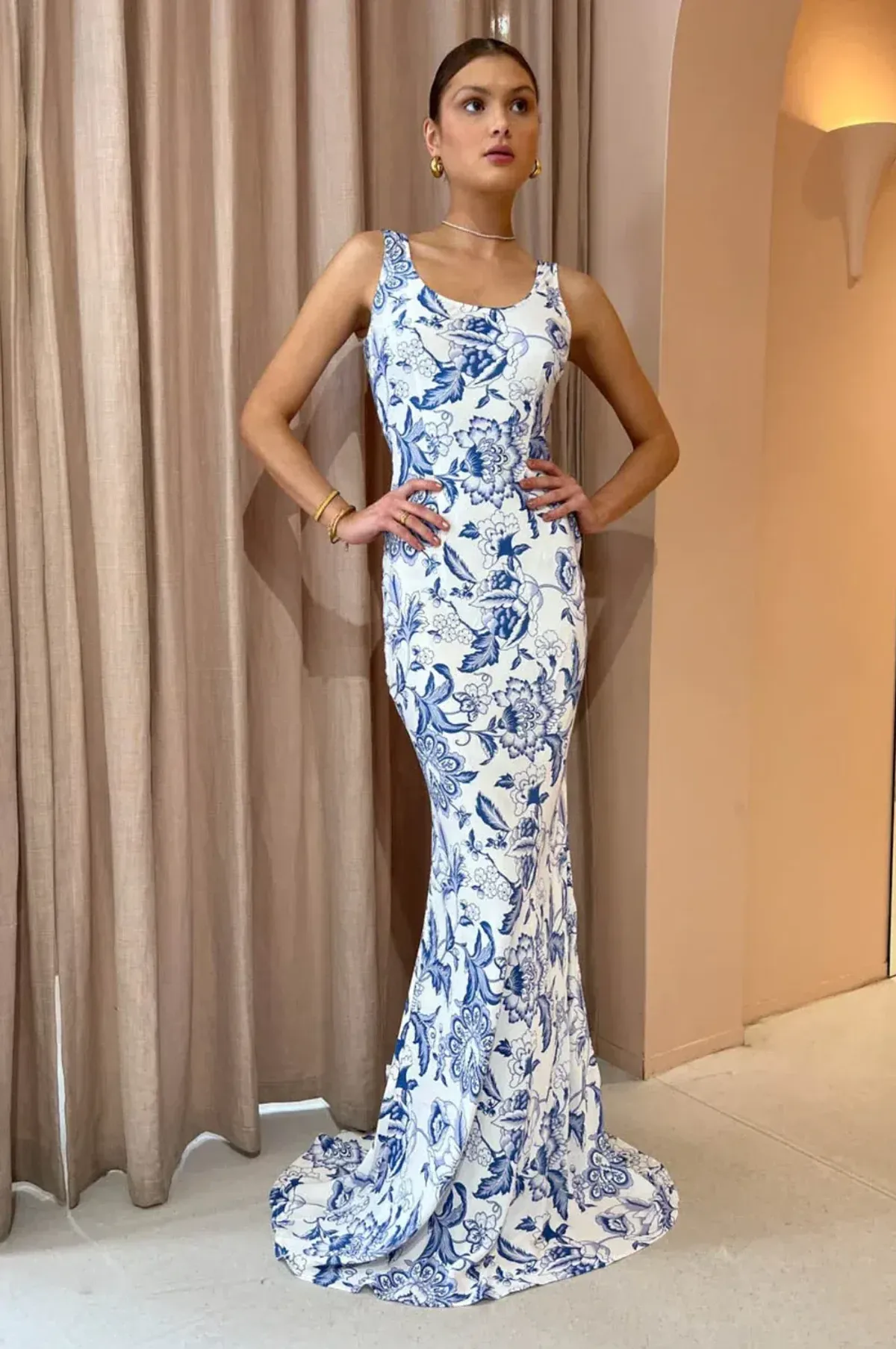 Sonya Moda Isabelle Gown in Paisley Floral Size 10 - Image 1