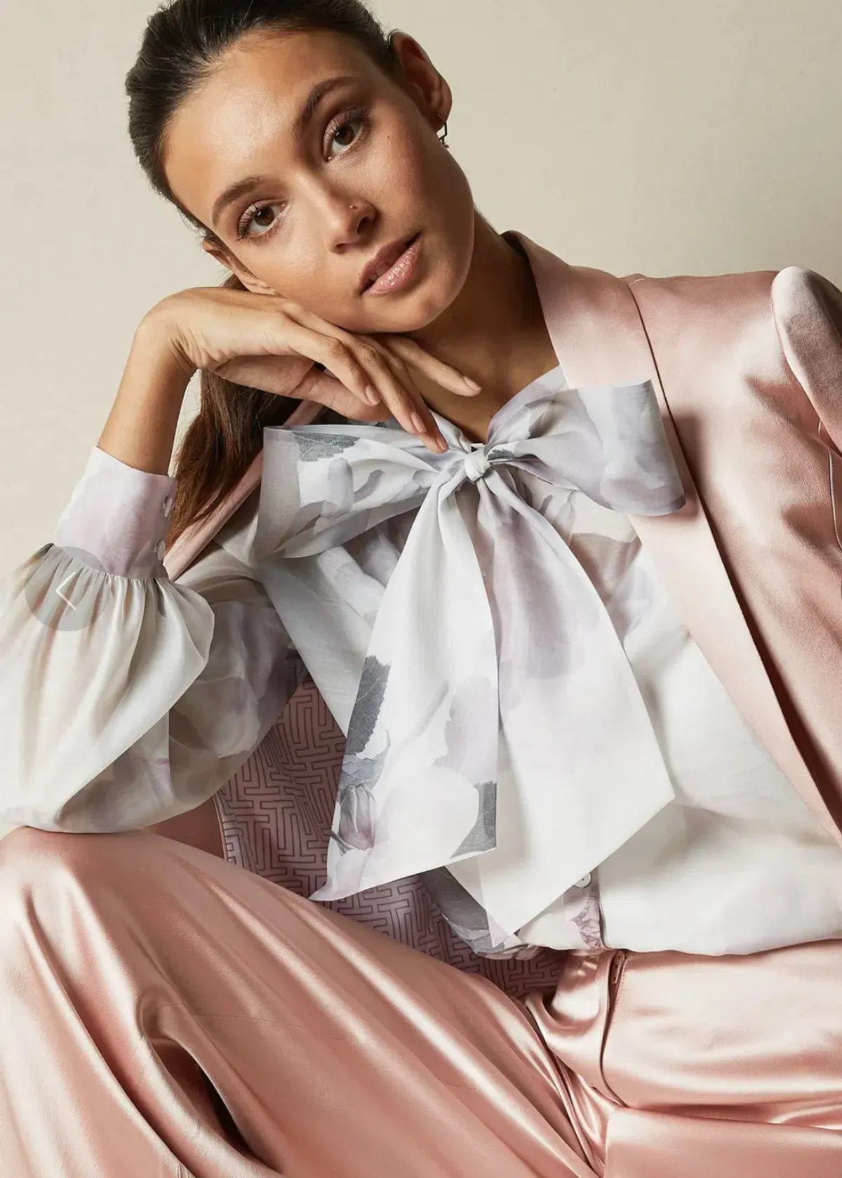 Ted Baker Mirta Floral Pussy Bow Blouse in Ivory Print in Size 2/AU 10 for rent on The Volte - main image
