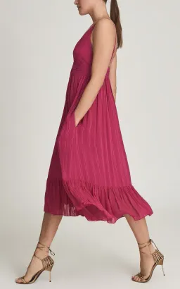 Reiss Women's Marie Textured Fabric Dress Pink Size 10 for rent on The Volte - image 2