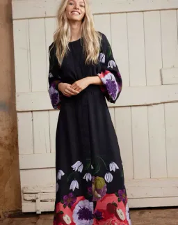 Binny The Laden Table Maxi Dress Print Size 14 for rent on The Volte - image 8