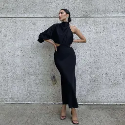 Sheike Olivia Maxi Dress Black Size 6 for rent on The Volte - image 3