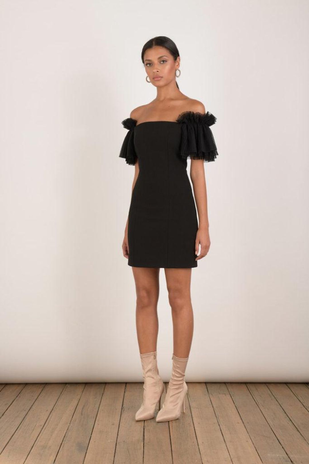 Elliatt Marble Mini Dress Black Size 6 for rent on The Volte - main image