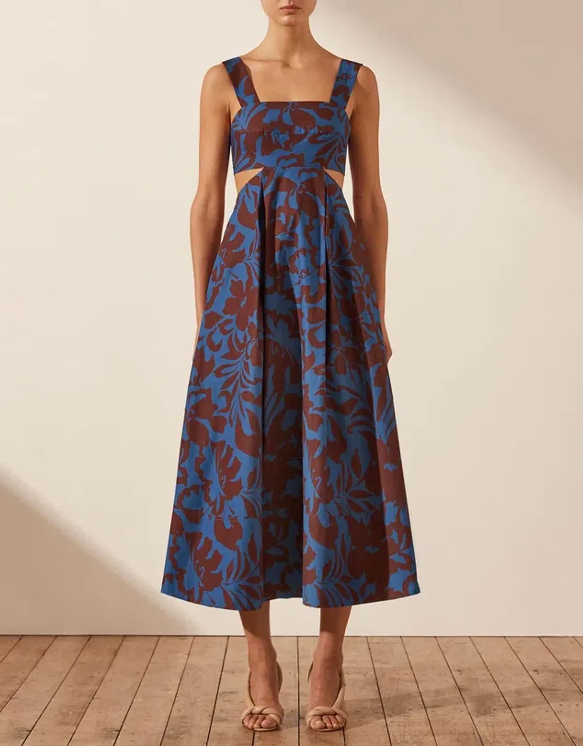 Shona Joy Catia Cut Out Midi Dress Catia Print Size 10 for rent on The Volte - main image