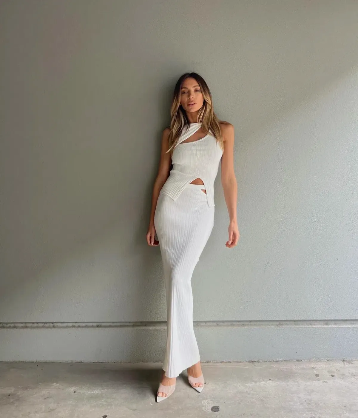 Henne Romee Knit Top and Skirt Set White Size 8 / S - Image 1