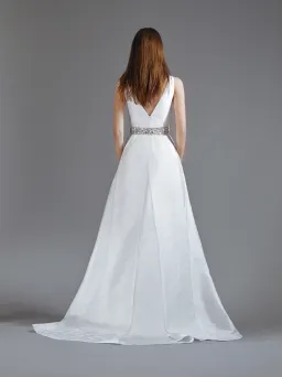 Galia Lahav Mai Wedding Dress White Size 10 for rent on The Volte - image 3