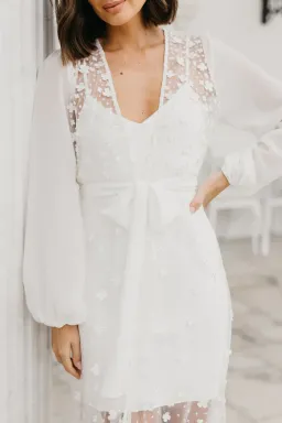 Le Rose Cassidy Forget Me Knot Gown White Size Size 10 for rent on The Volte - image 3