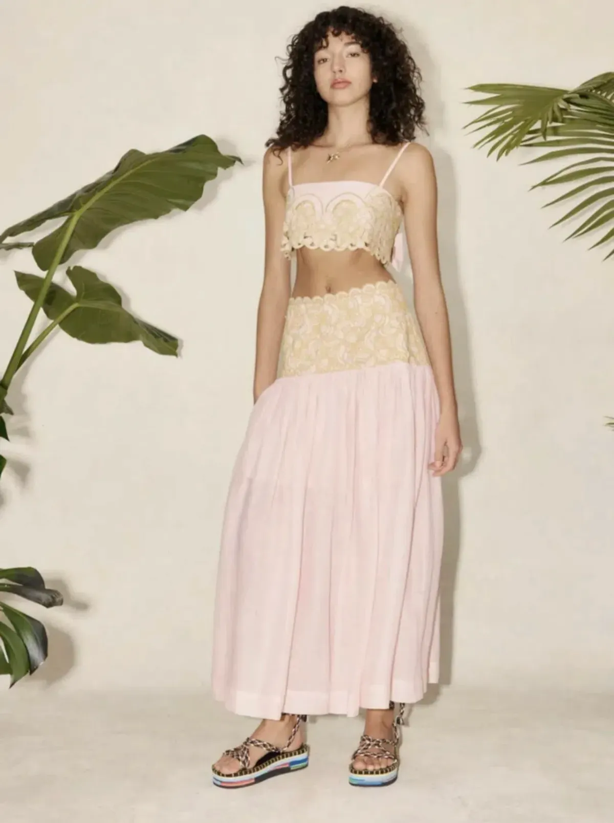 Alemais Anthea Tie Back Crop And Broderie Skirt Set Pink Size AU 14 - Image 2
