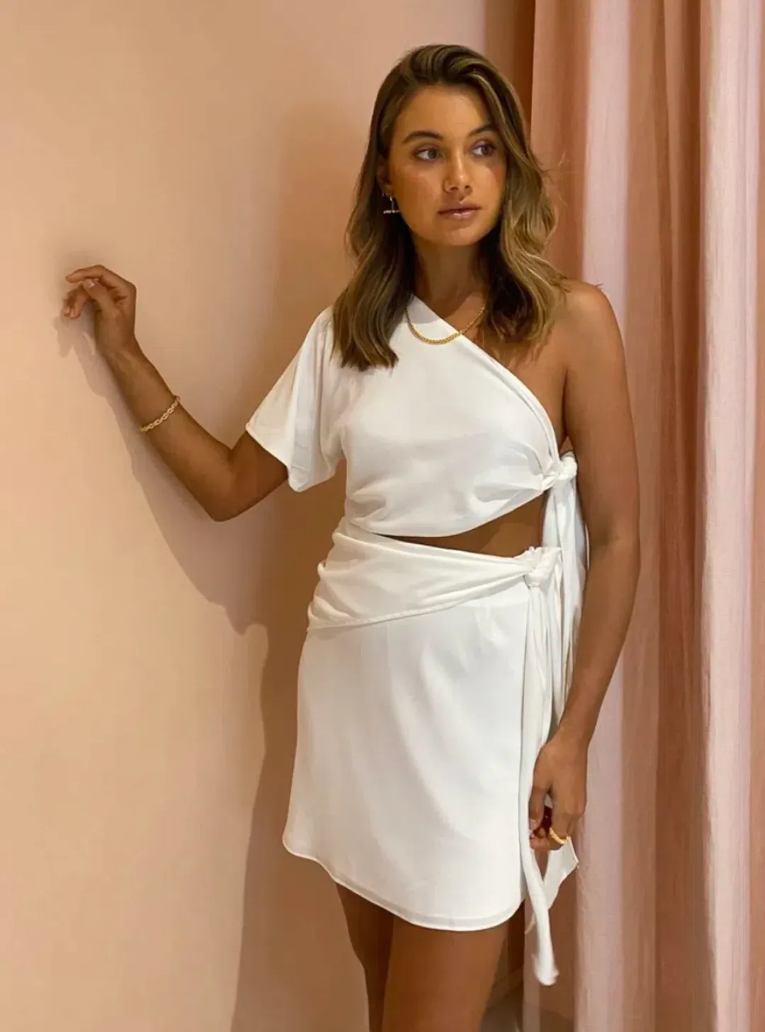 Issy Mona Mini Dress White Size 8 for rent on The Volte - main image