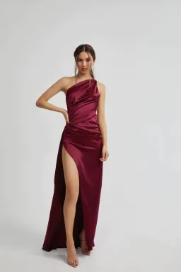 Lexi Samira Dress Burgundy Size 8 for rent on The Volte - image 1