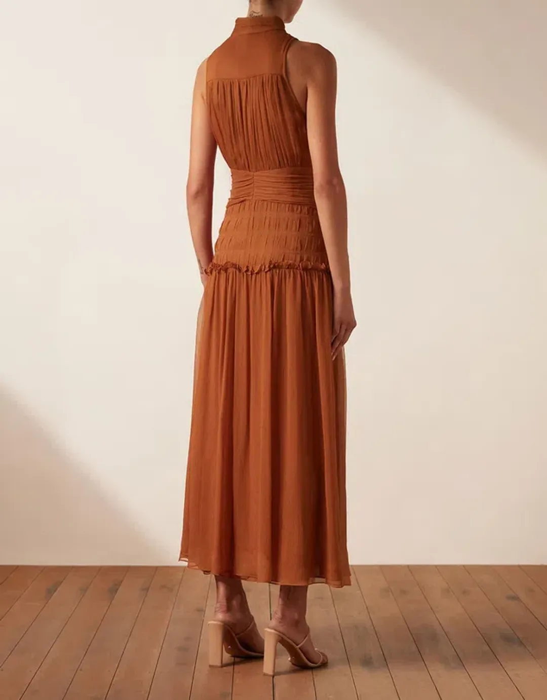 Shona Joy Noemi Sleeveless Button Up Midi Dress in Siena Size 14 for rent on The Volte - main image