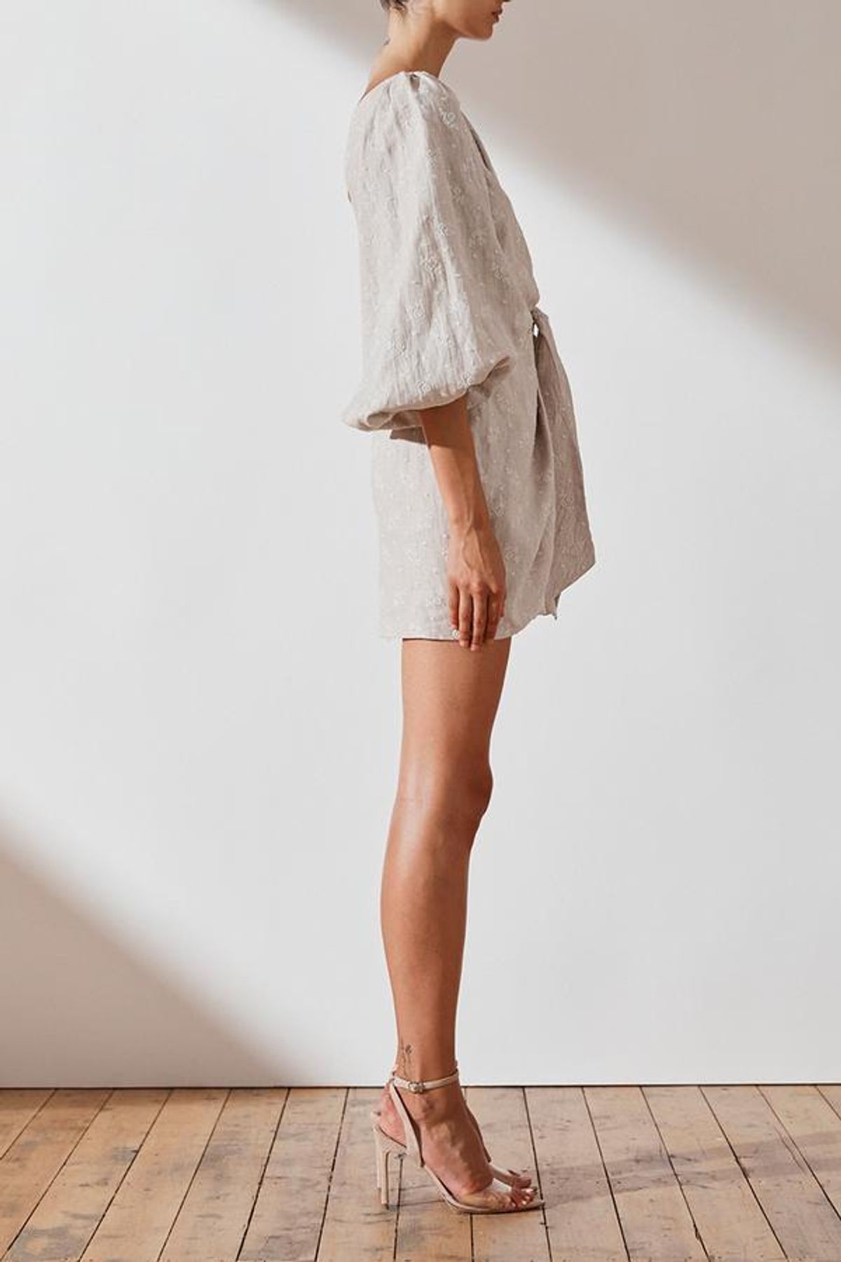 MARGOT EMBROIDERED LINEN ONE SHOULDER MINI DRESS size 10 - Image 2