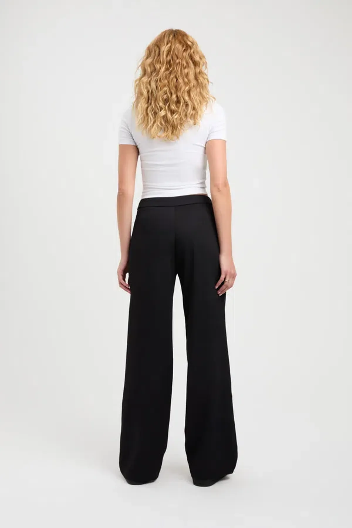 Kookai Oyster Low Rise Pant Black Size 34 / AU 6 - Image 2