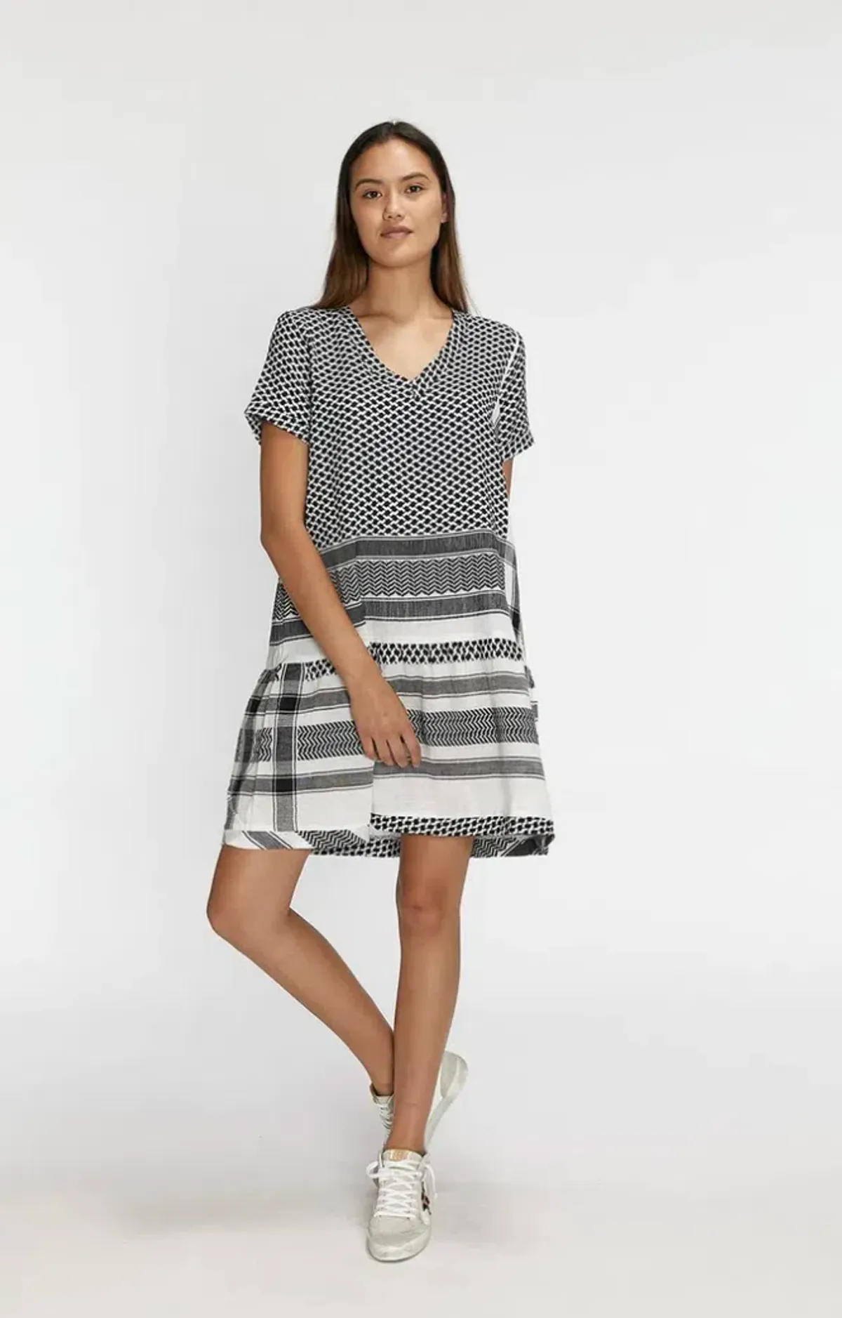 Cecilie Copenhagen V Neck Short Dress Print Size 10 for rent on The Volte - main image
