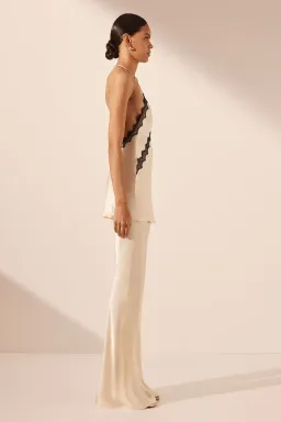 Shona Joy Camille Long Line Cami Cream/Black Size 8 for rent on The Volte - image 2