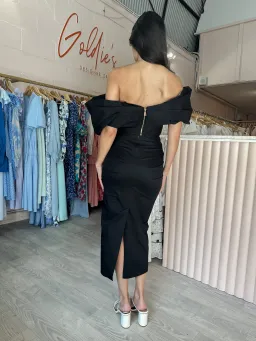 Sheike Galleria Bow Set Black Size 6 for rent on The Volte - image 2