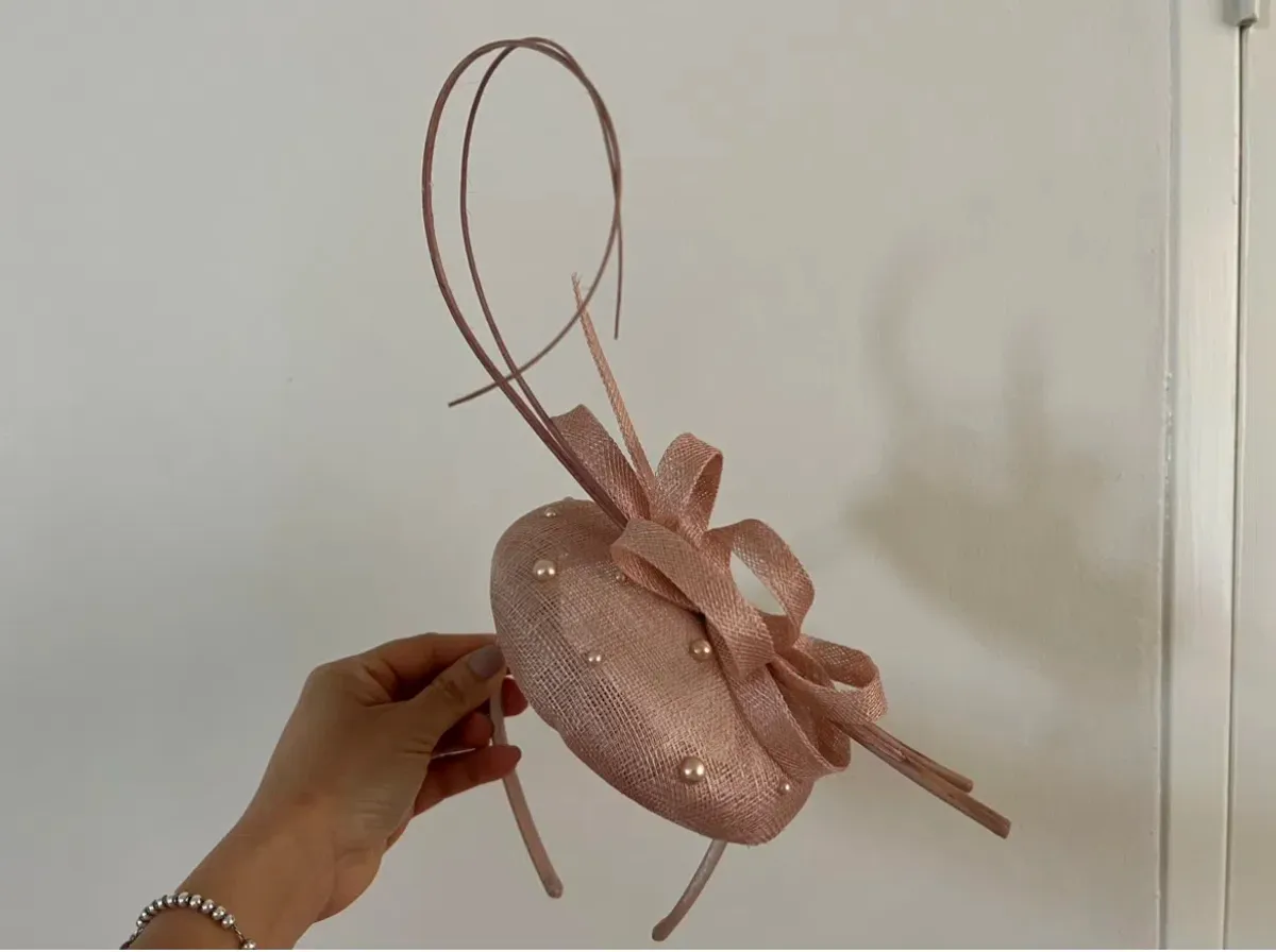Morgan and Taylor Fascinator - Image 4