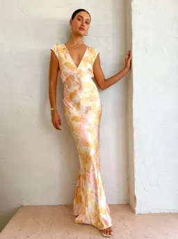 Bec & Bridge Indi V Maxi Dress in Floral Haze Size 8 for rent on The Volte - image 1