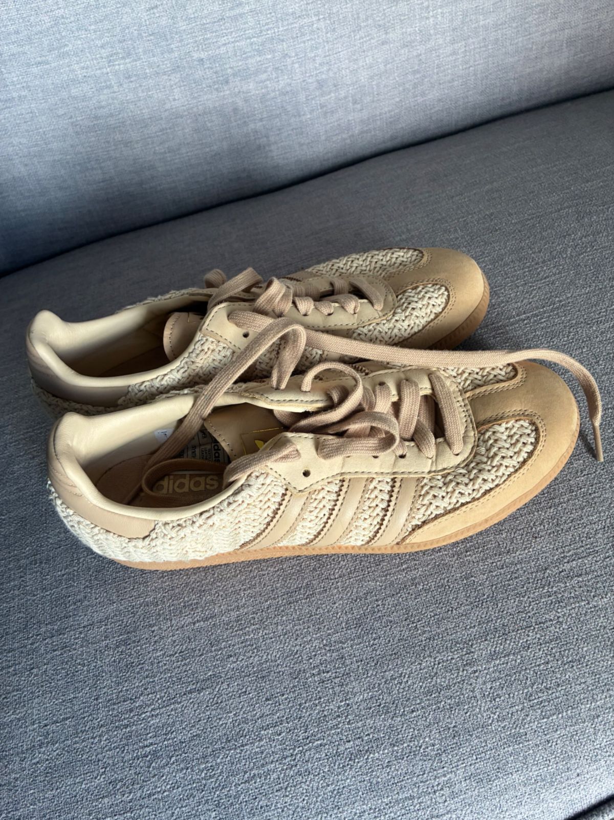 Adidas Women's Beige Textured Lace-Up Sneaker Size 7 - Image 3
