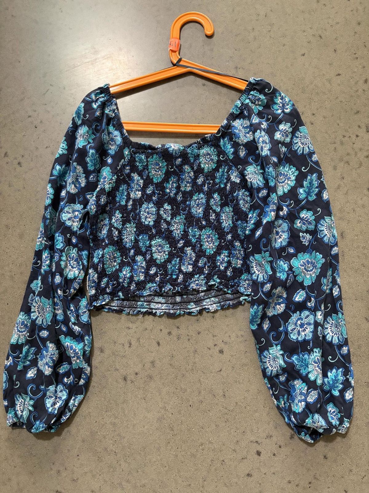 Piping Hot Girls' Navy Floral Crop Top Size 12 for rent on The Volte - main image