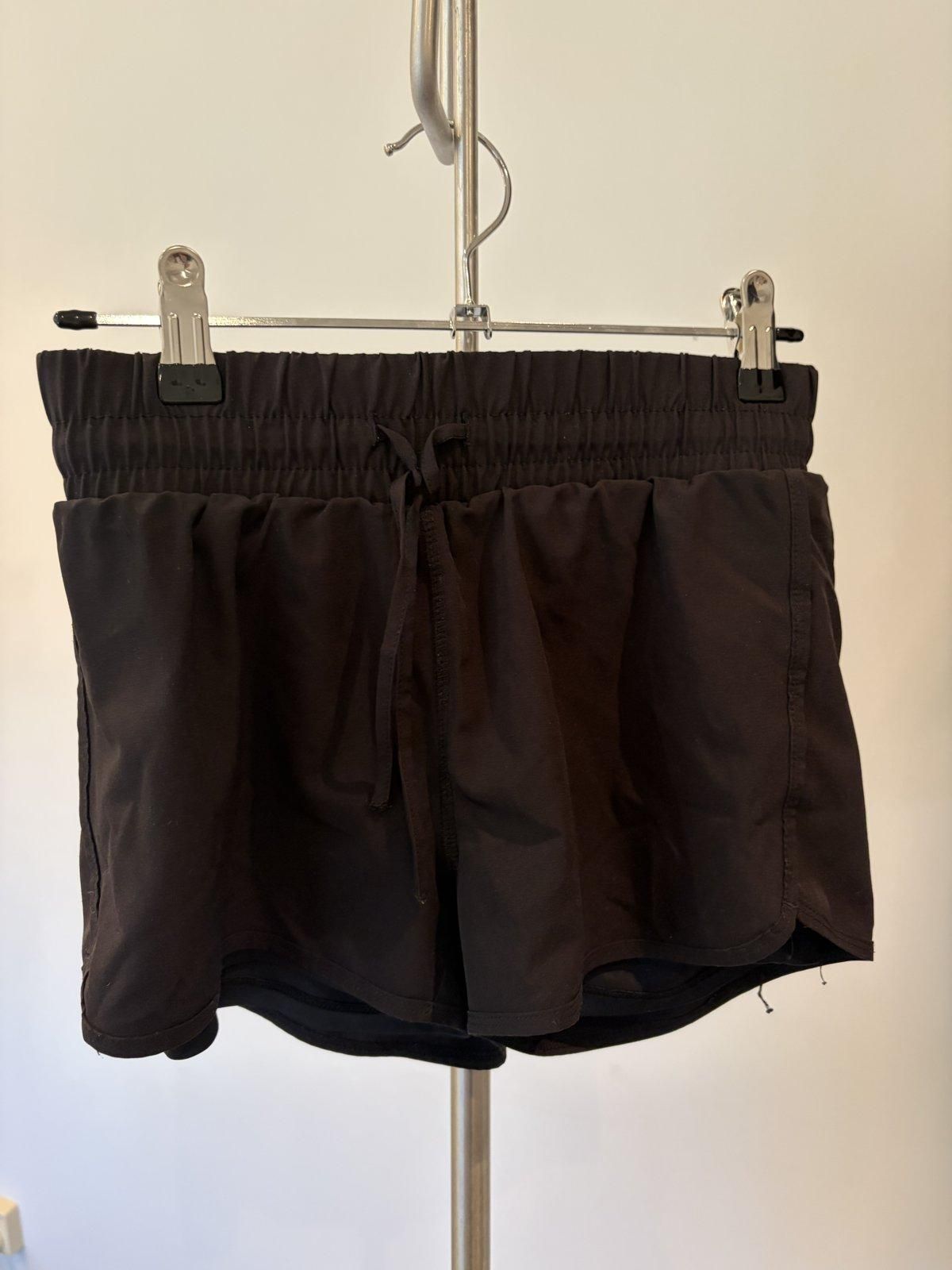 Target Girls' Black Active Shorts Size 10 - Image 2