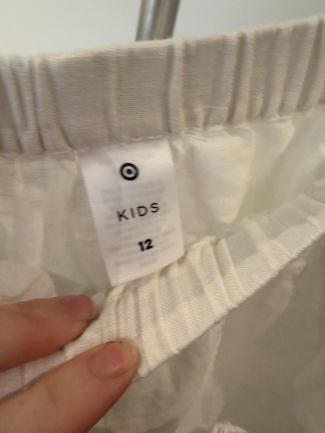 Target Girls Pull-On Shorts Size 12 White for rent on The Volte - main image
